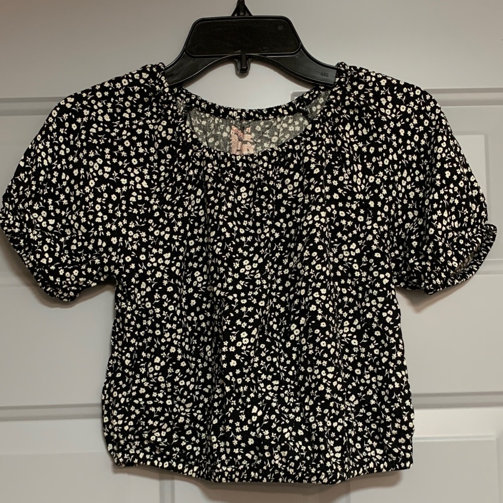 Cat & Jack floral top